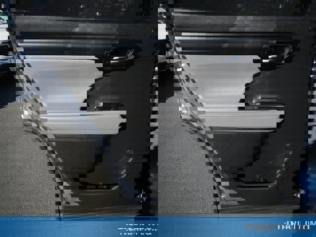 Used 2022 Toyota Highlander XLE image 15