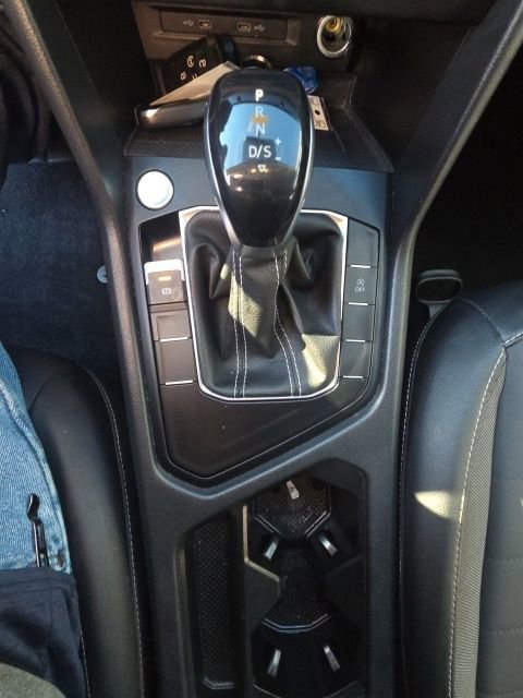 Used 2022 Volkswagen Taos SE image 28