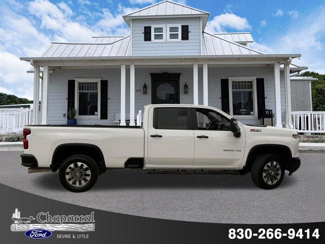 Used 2025 Chevrolet Silverado 2500 Custom w/ Custom Value Package AWD/4WD image 5