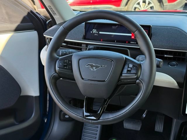 Certified 2025 Ford Mustang Mach-E Premium AWD/4WD image 7