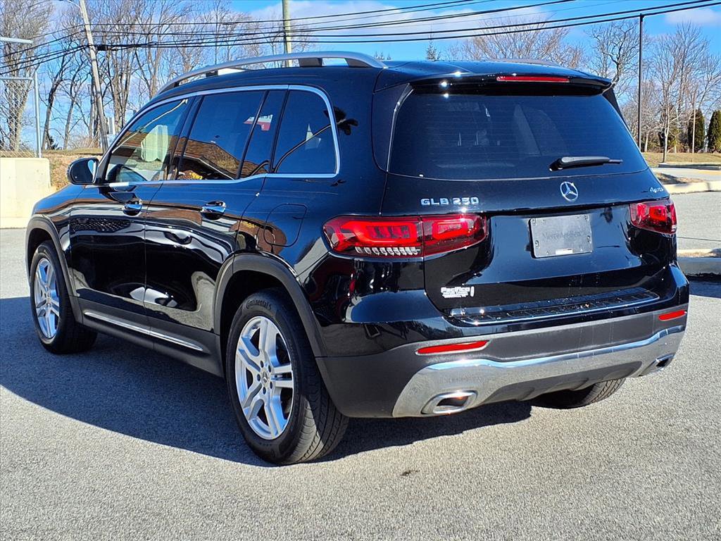 Used 2021 Mercedes-Benz GLB 250 4MATIC image 3