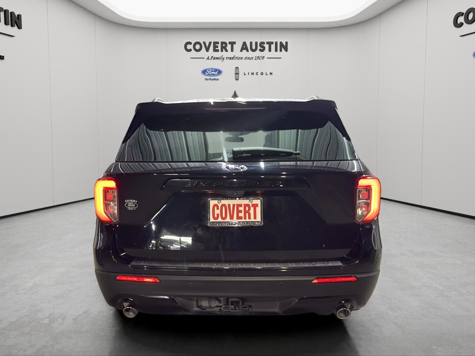 Certified 2023 Ford Explorer ST-Line w/ Class IV Trailer Tow Package image 4