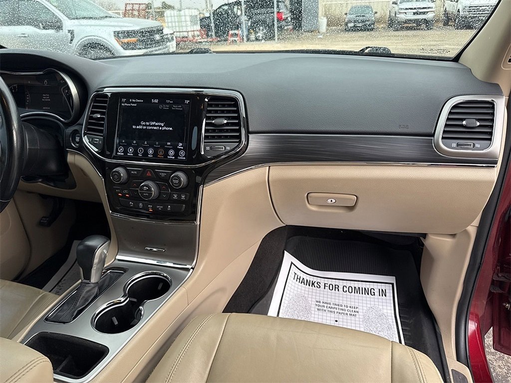 Used 2021 Jeep Grand Cherokee Limited image 16