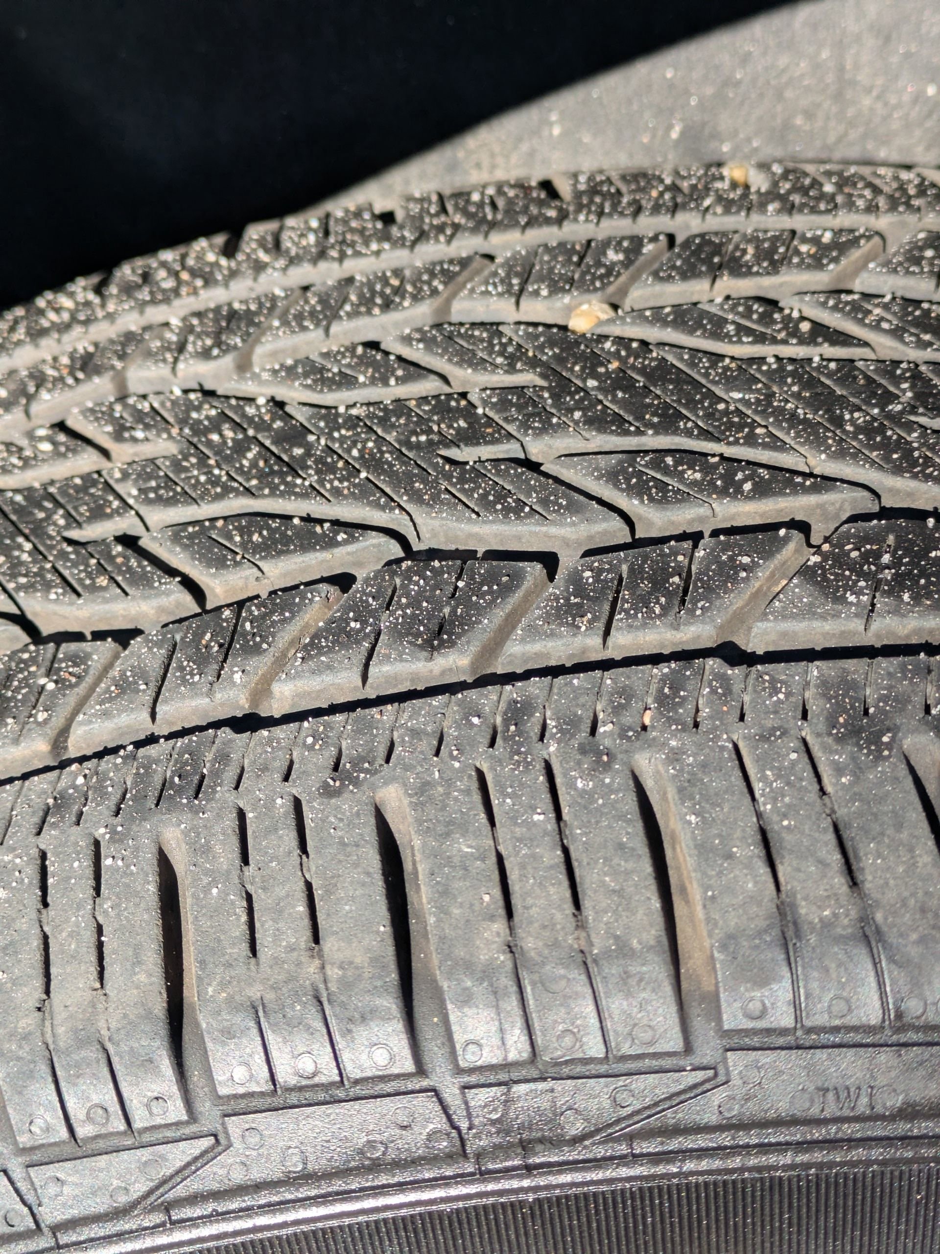 Used 2023 Chevrolet Traverse RS image 9