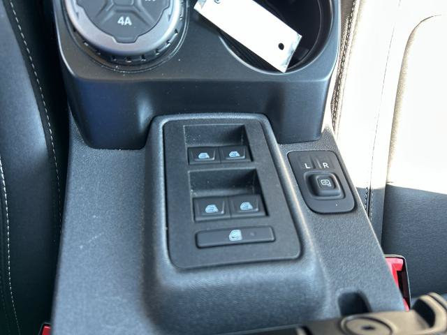 Certified 2025 Ford Bronco Badlands AWD/4WD image 17