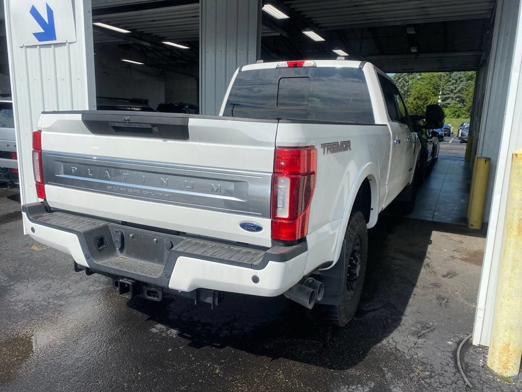 Certified 2022 Ford F350 Platinum w/ Tremor Off-Road Package AWD/4WD image 4
