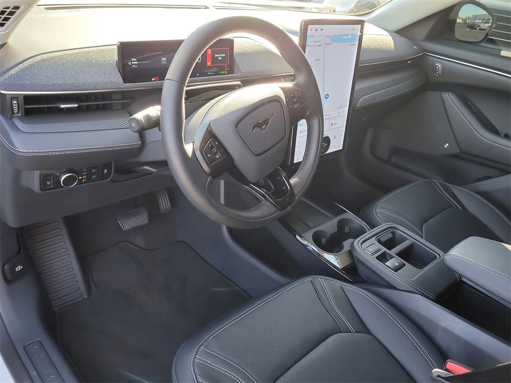 Certified 2025 Ford Mustang Mach-E Premium image 14
