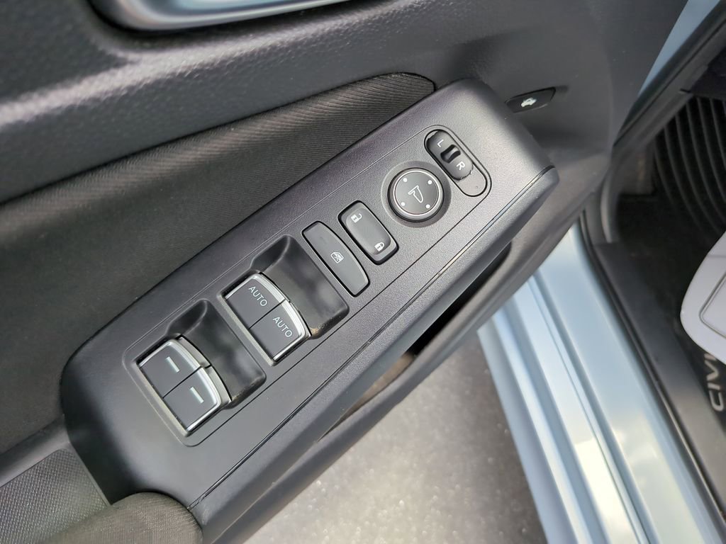 Used 2022 Honda Civic EX image 19