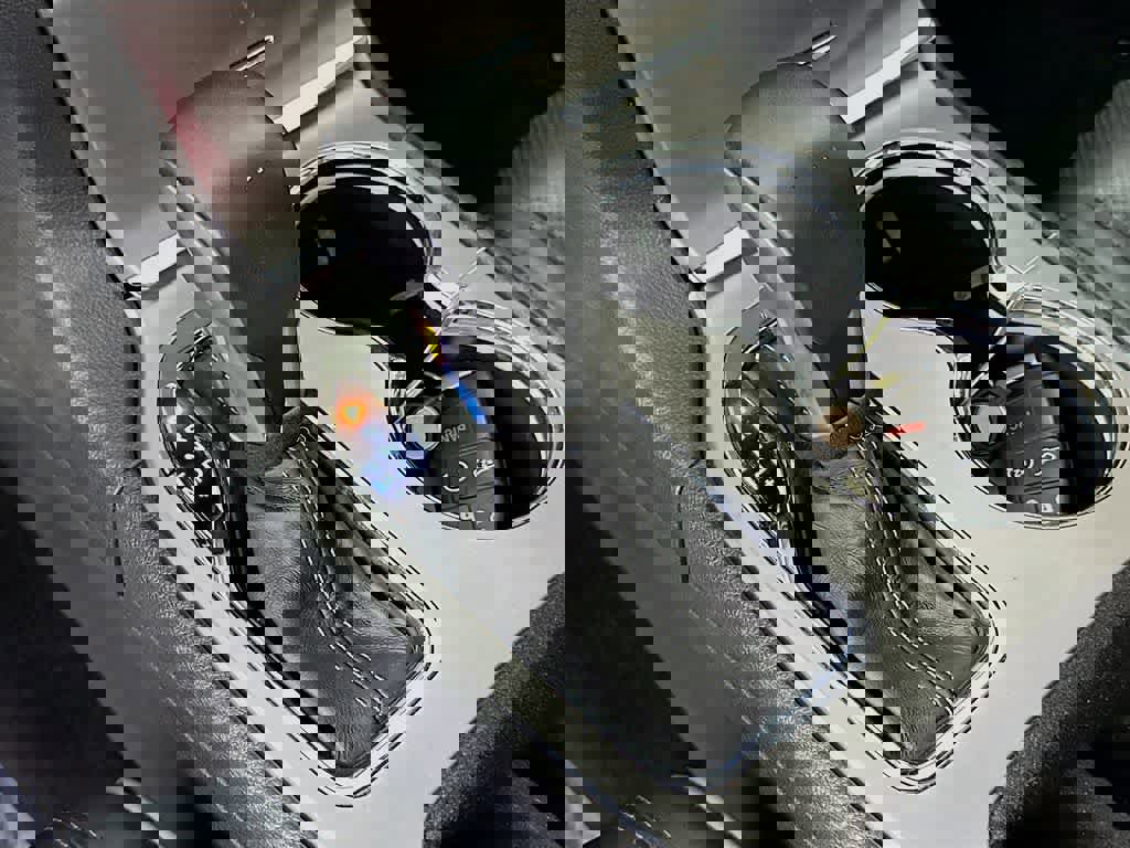 Used 2019 Jeep Grand Cherokee Overland image 18