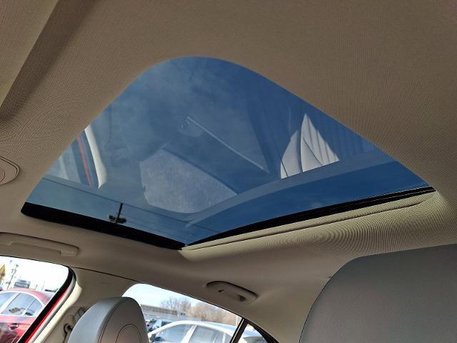 Used 2021 Genesis G70 3.3T image 13