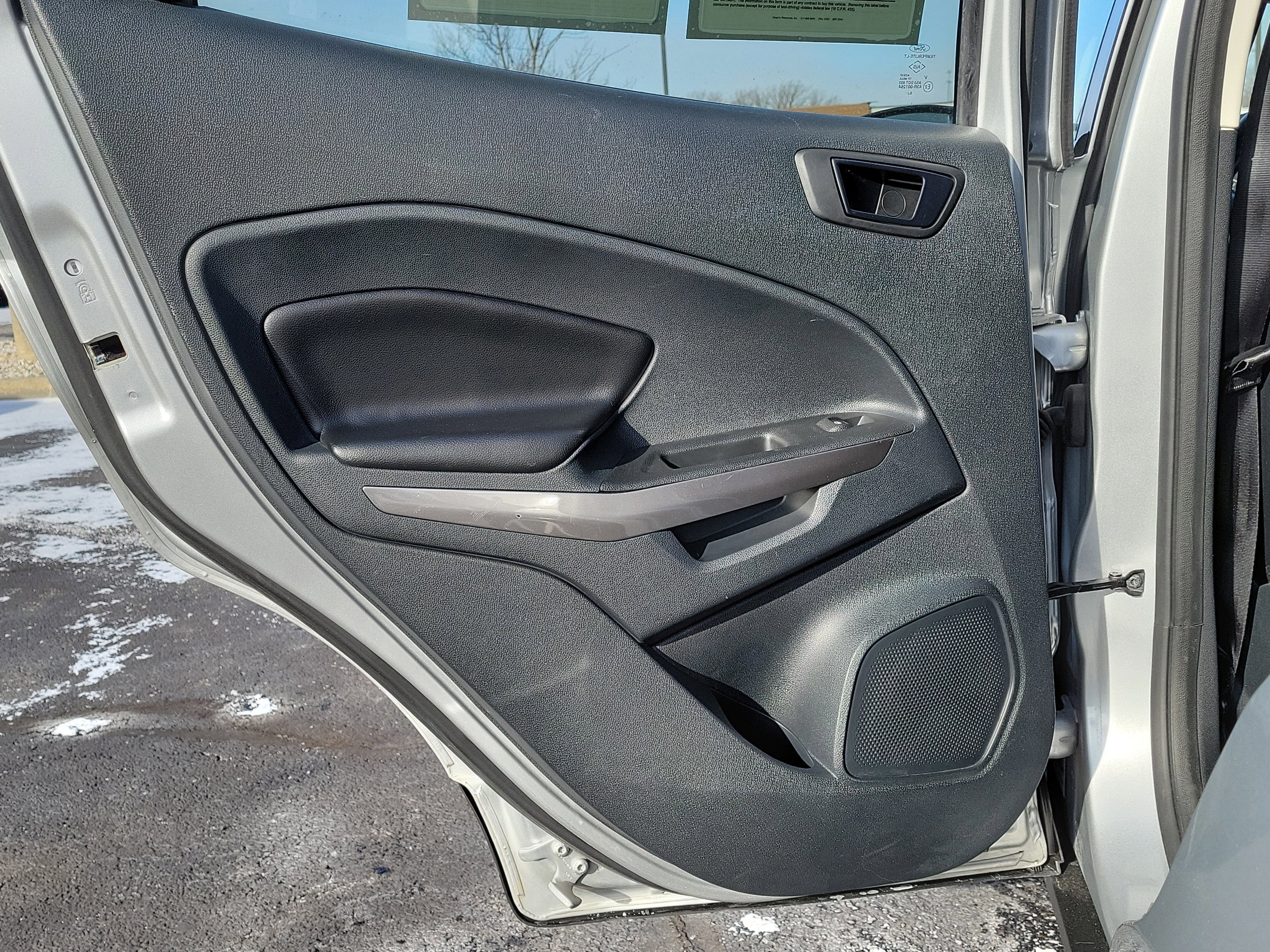 Certified 2020 Ford EcoSport SES w/ SES Black Appearance Package image 9