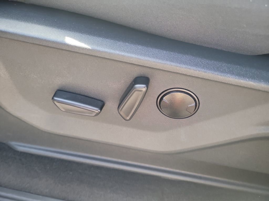 Certified 2025 Ford Expedition Max Active RWD image 21