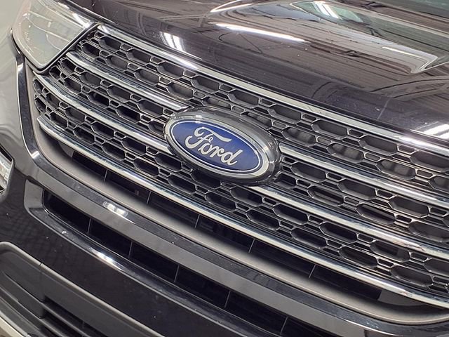 Certified 2023 Ford Explorer XLT w/ Equipment Group 202A AWD/4WD image 30