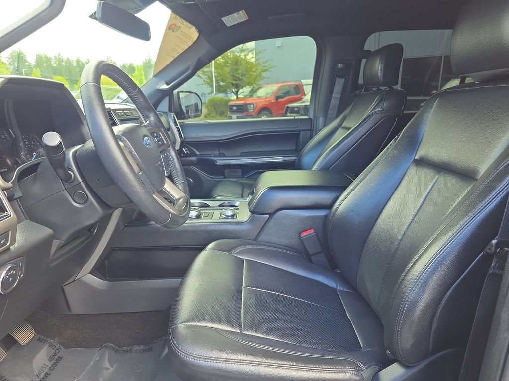 Certified 2020 Ford Expedition XLT w/ Equipment Group 202A AWD/4WD image 6