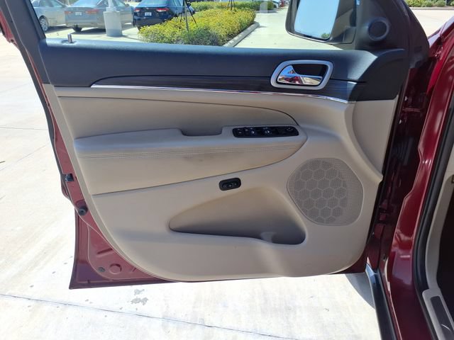 Used 2020 Jeep Grand Cherokee Limited RWD image 15