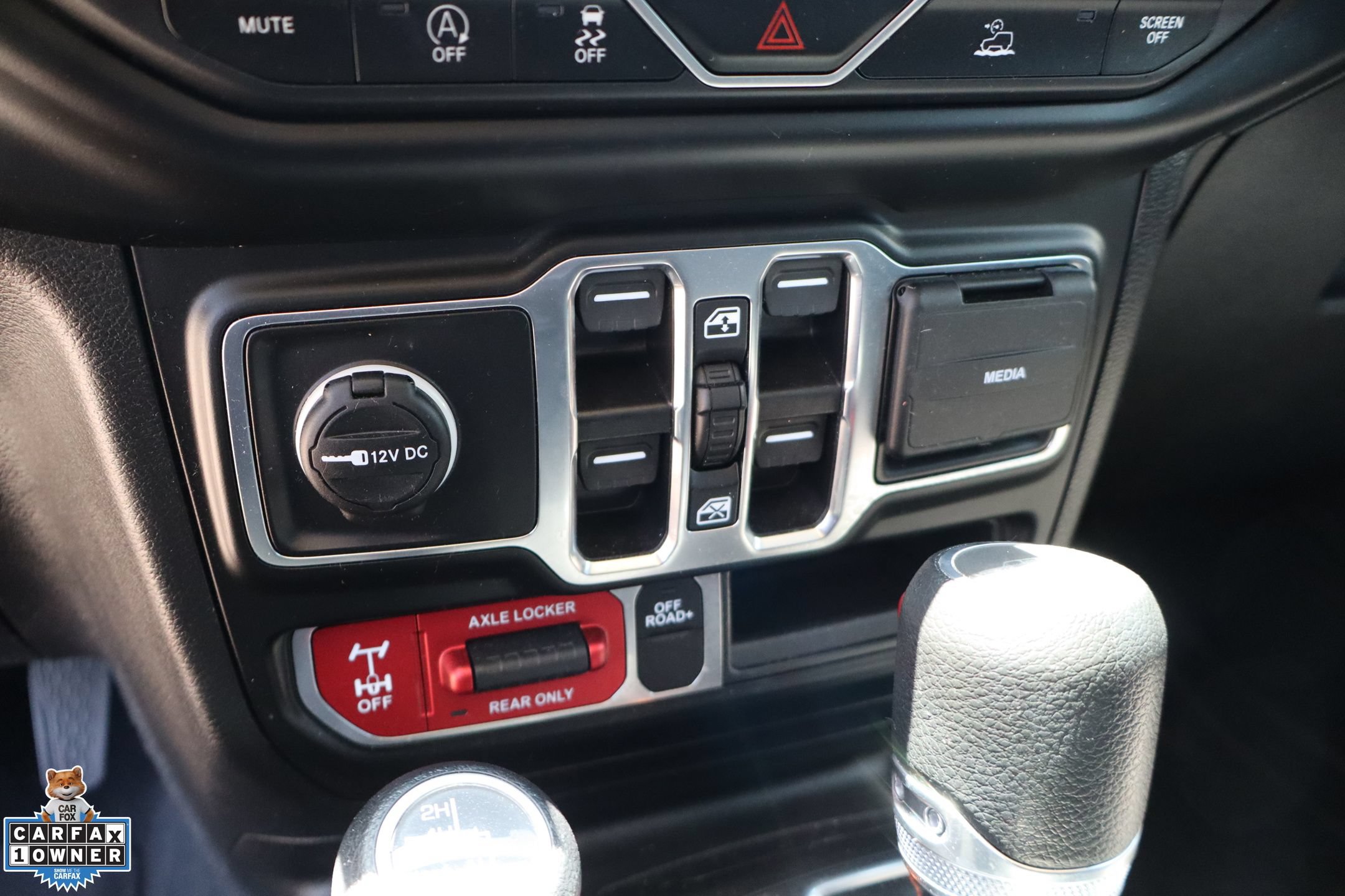 Used 2023 Jeep Gladiator Mojave w/ Trailer Tow Package AWD/4WD image 20
