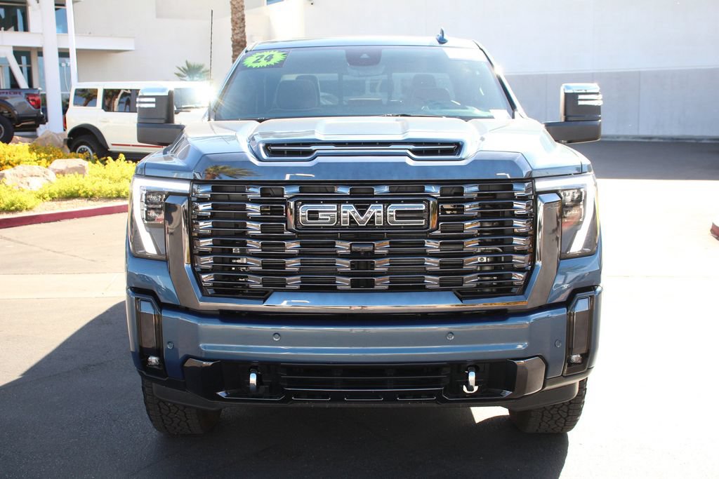 Used 2024 GMC Sierra 2500 Denali Ultimate w/ Max Trailering Package AWD/4WD image 13