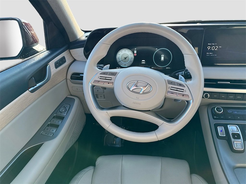 Used 2023 Hyundai Palisade Limited image 18
