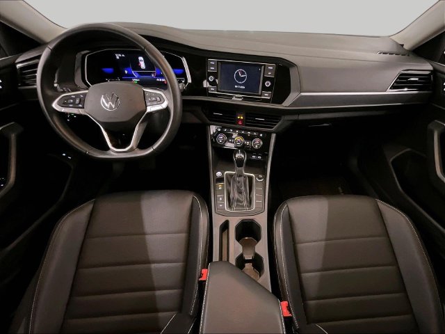 Used 2023 Volkswagen Jetta SE w/ Panoramic Sunroof Package FWD image 14