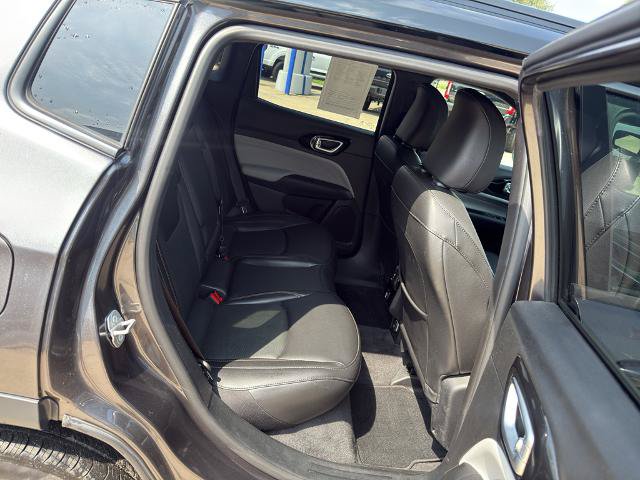 Used 2023 Jeep Compass Limited AWD/4WD image 16