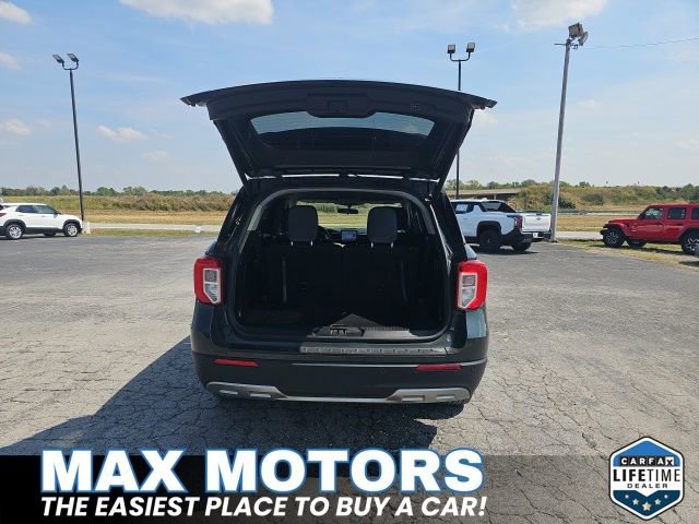Certified 2023 Ford Explorer XLT w/ Equipment Group 202A image 9