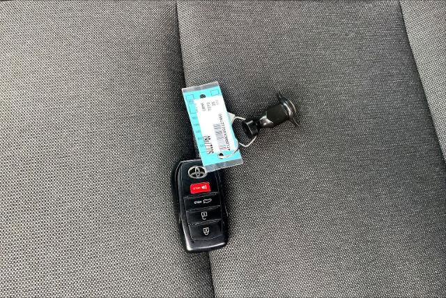 Used 2025 Toyota Camry LE FWD image 15