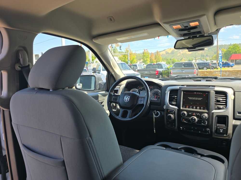 Used 2017 RAM 1500 Big Horn AWD/4WD image 11
