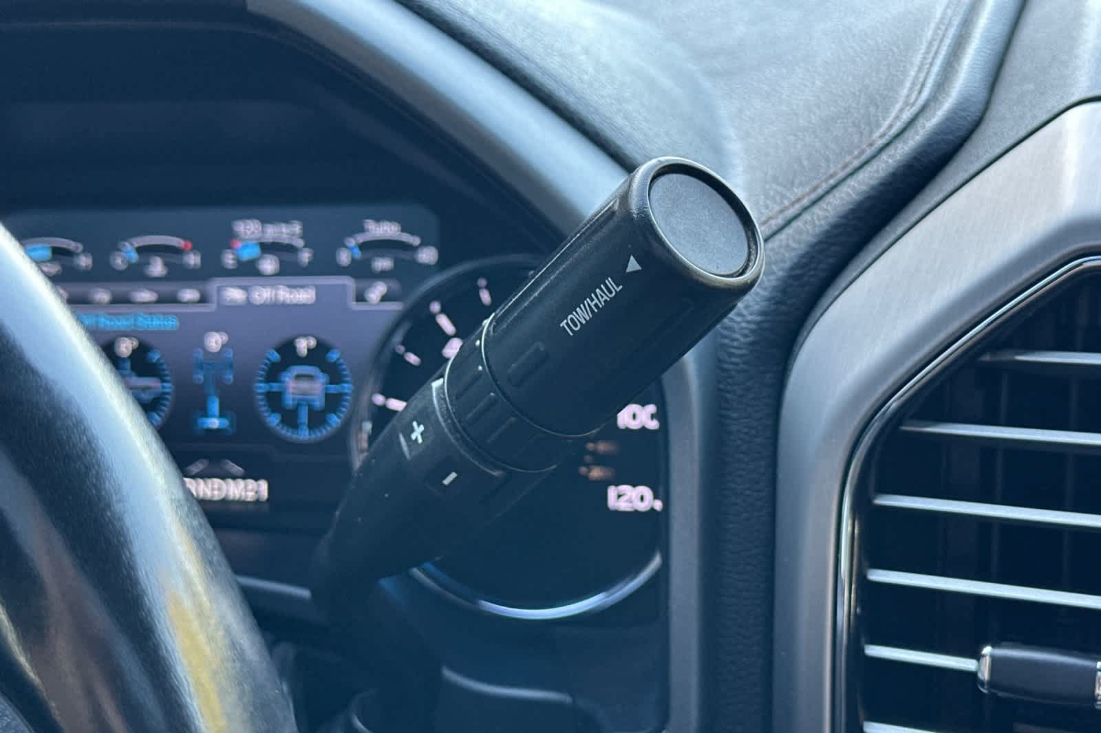 Certified 2019 Ford F350 Platinum w/ Platinum Ultimate Package AWD/4WD image 21