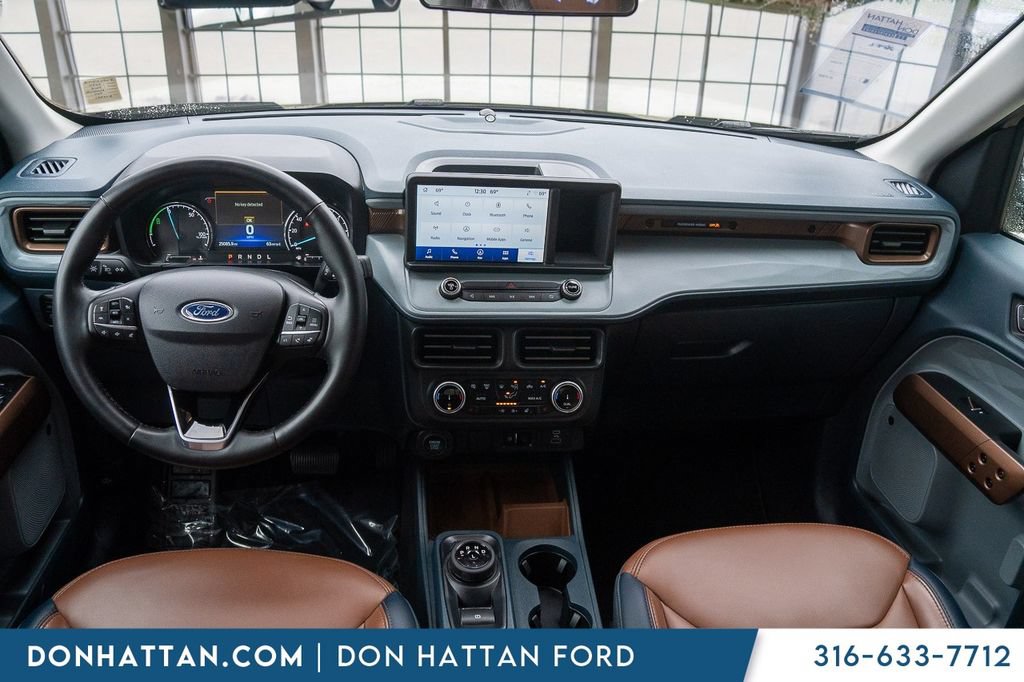 Certified 2024 Ford Maverick Lariat FWD image 5