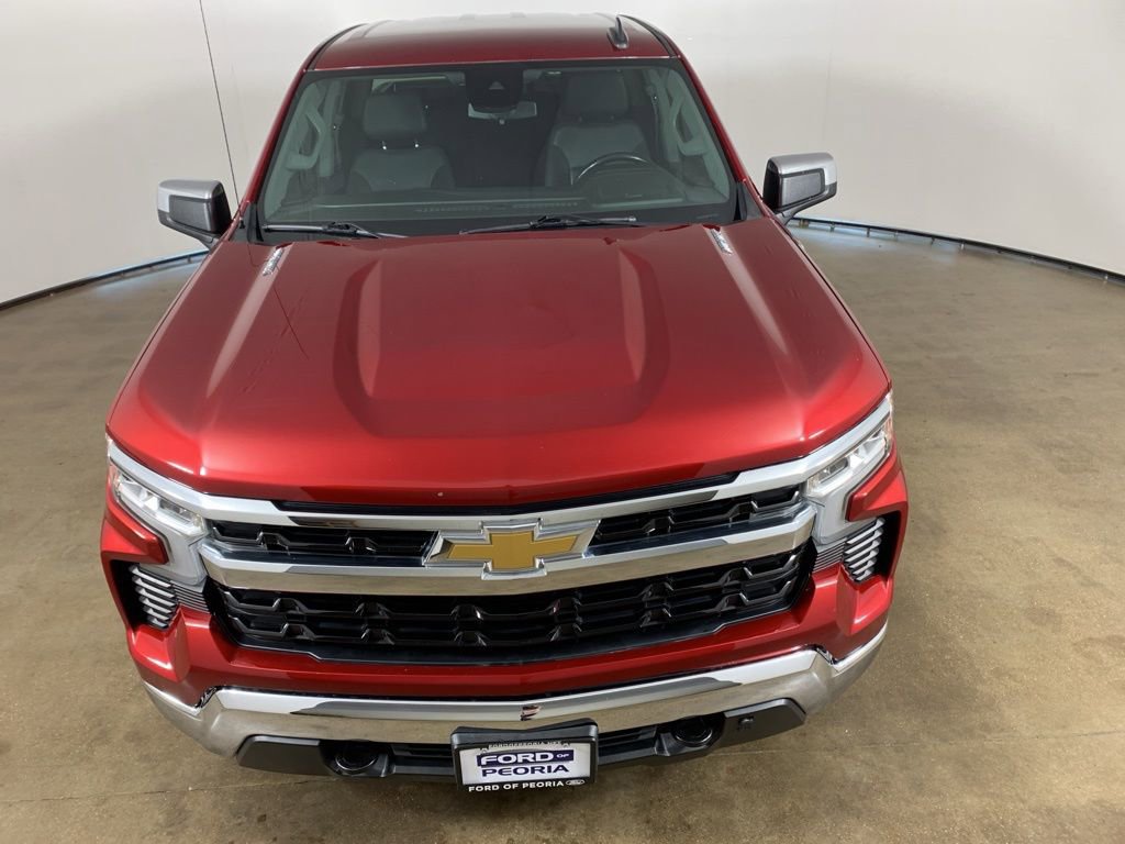 Used 2023 Chevrolet Silverado 1500 LT AWD/4WD image 4