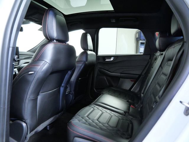 Certified 2024 Ford Escape ST-Line Elite w/ Premium Technology Package AWD/4WD image 13