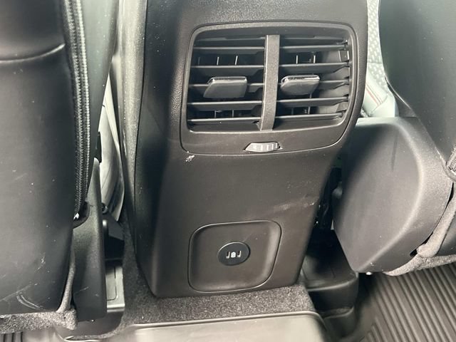 Certified 2024 Ford Escape ST-Line w/ Tech Pack #1 AWD/4WD image 15