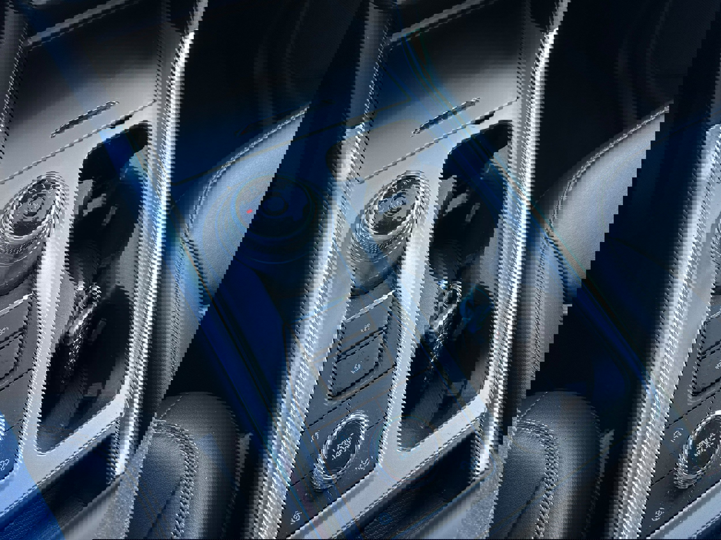 Certified 2021 Ford Explorer XLT w/ Equipment Group 202A image 14