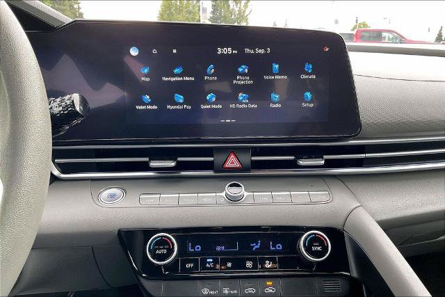 Used 2024 Hyundai Elantra SEL FWD image 30