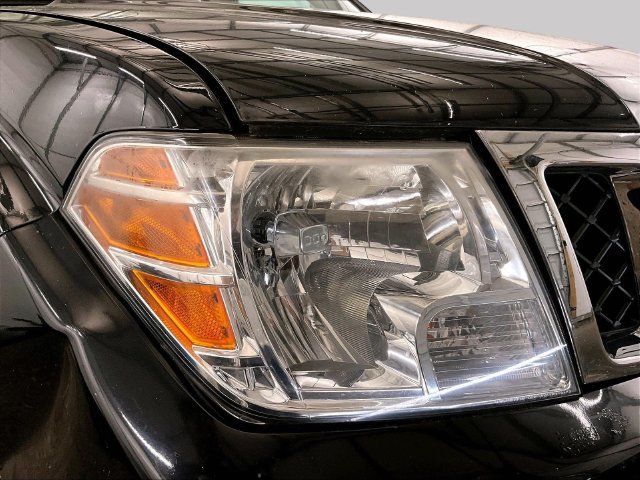 Used 2019 Nissan Frontier SL AWD/4WD image 27