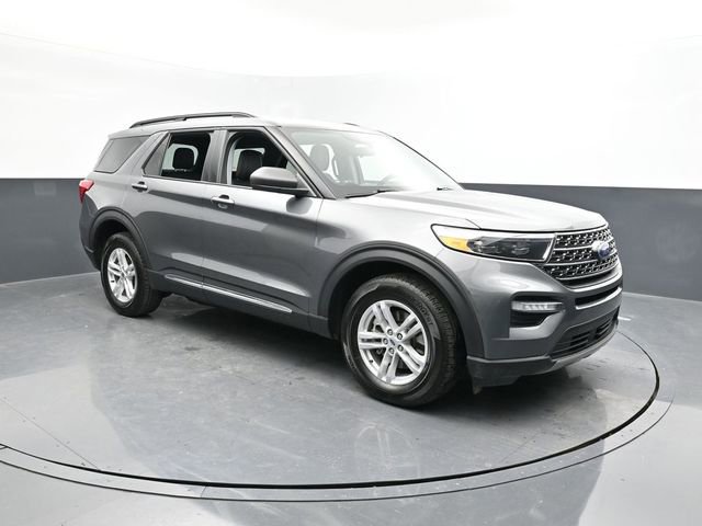 Certified 2022 Ford Explorer XLT w/ Equipment Group 202A