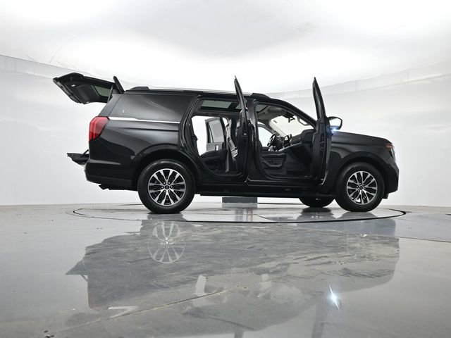 Certified 2025 Ford Expedition Platinum AWD/4WD image 52