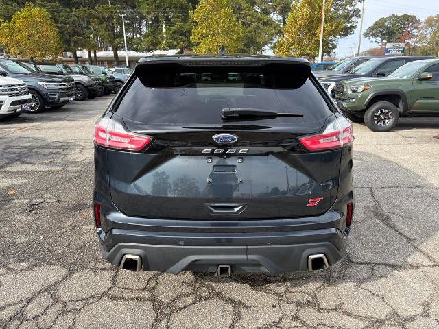 Certified 2022 Ford Edge ST w/ Equipment Group 401A image 6