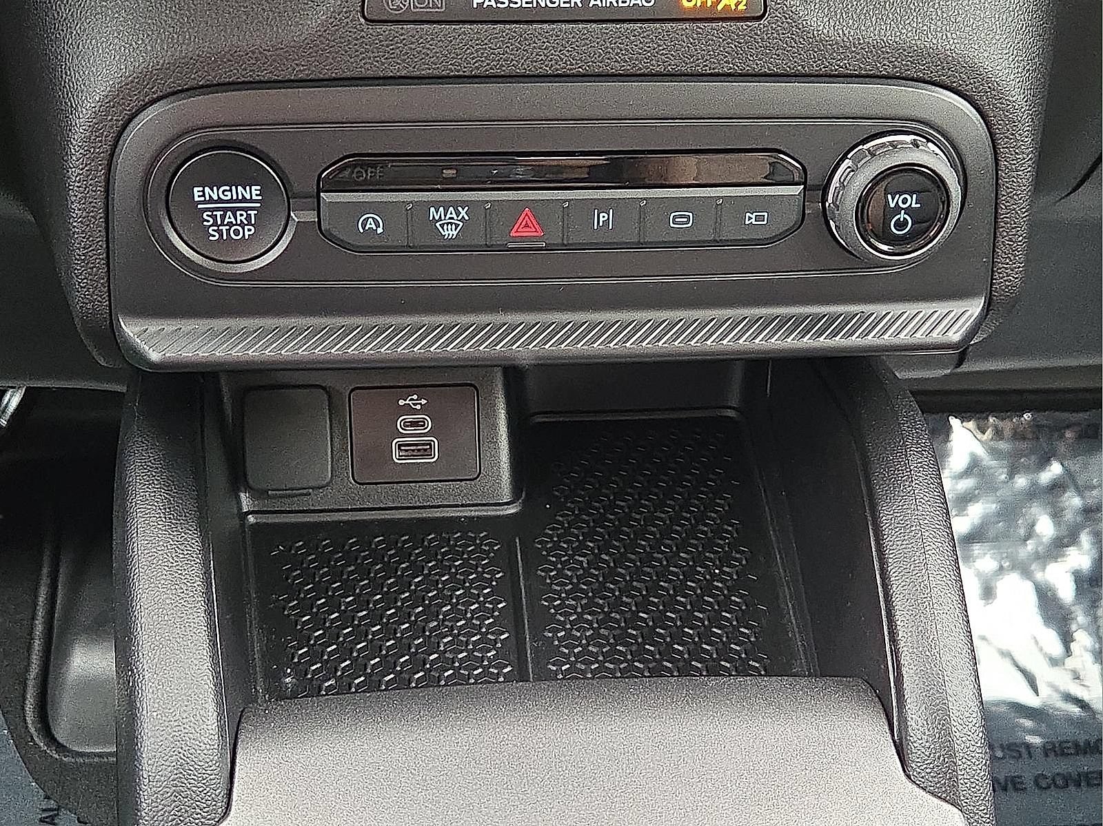 Certified 2026 Ford Bronco Sport Outer Banks w/ Sasquatch Outer Banks Package AWD/4WD image 19