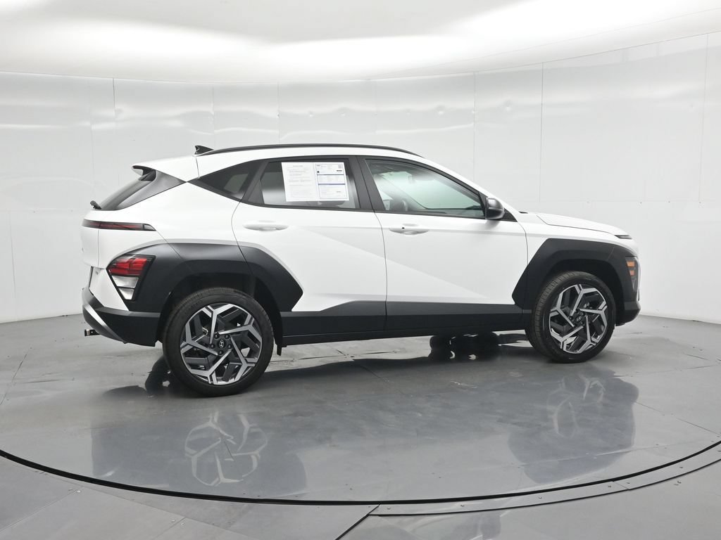 Used 2026 Hyundai Kona SEL Premium AWD/4WD image 26