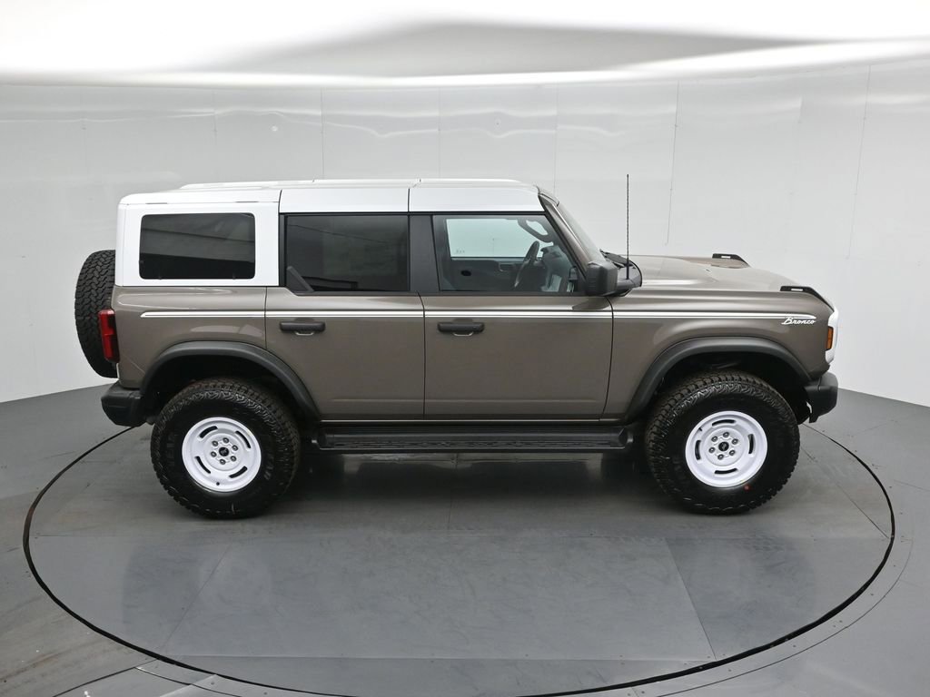 Certified 2026 Ford Bronco Heritage Edition AWD/4WD image 41
