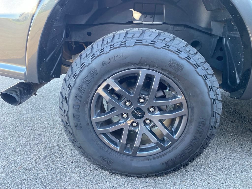 Certified 2023 Ford Ranger Lariat w/ Tremor Off-Road Package AWD/4WD image 9