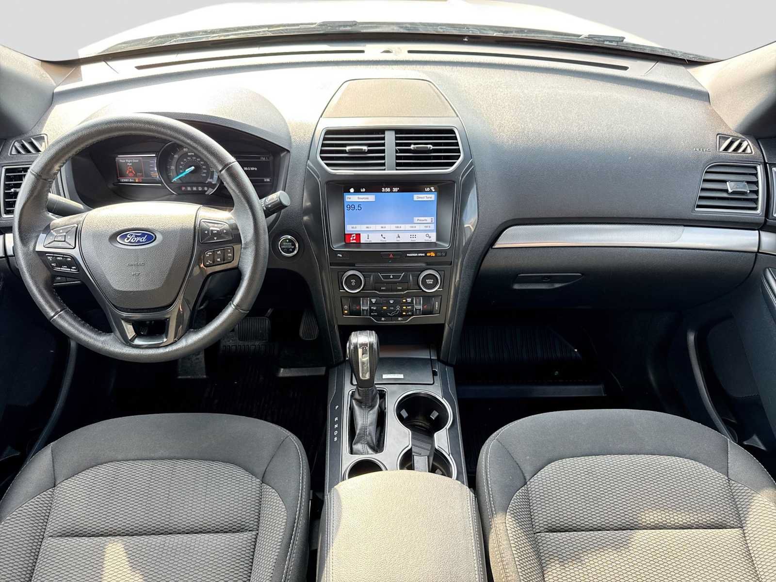 Certified 2018 Ford Explorer XLT w/ XLT Technology Feature Bundle FWD image 14