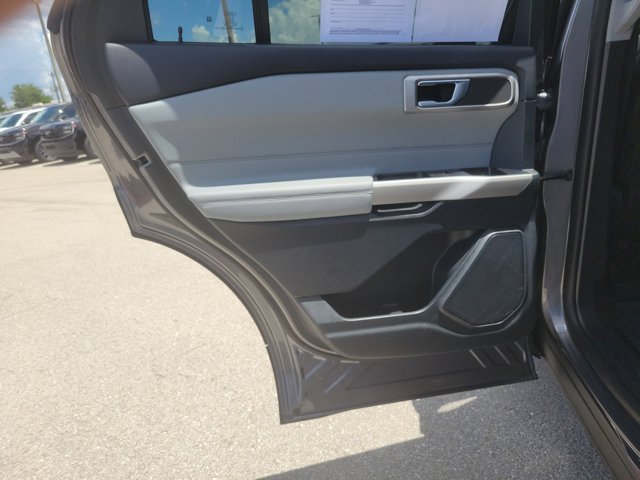 Certified 2024 Ford Explorer XLT w/ Equipment Group 202A AWD/4WD image 14