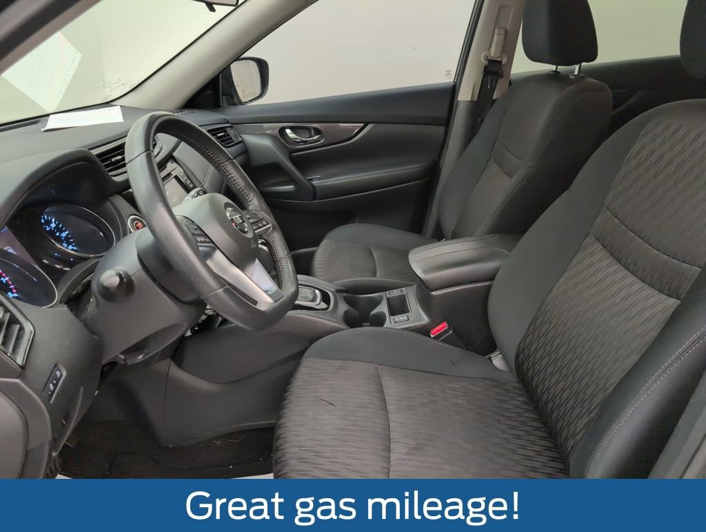 Used 2020 Nissan Rogue SV image 5