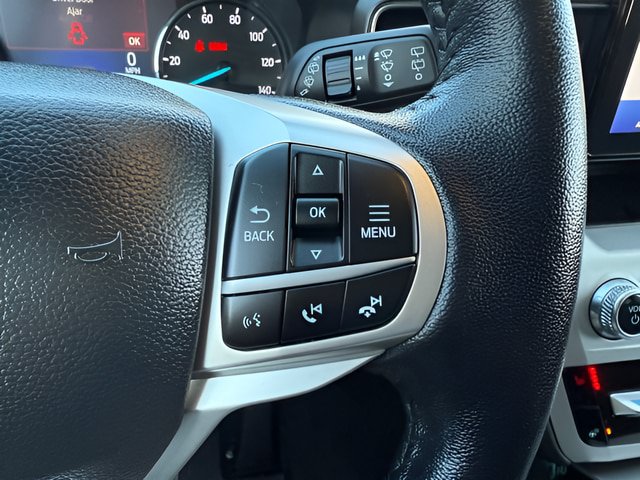 Certified 2022 Ford Explorer XLT w/ Equipment Group 202A AWD/4WD image 19