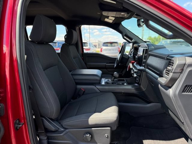 Certified 2024 Ford F150 XLT w/ XLT Black Appearance Package AWD/4WD image 17