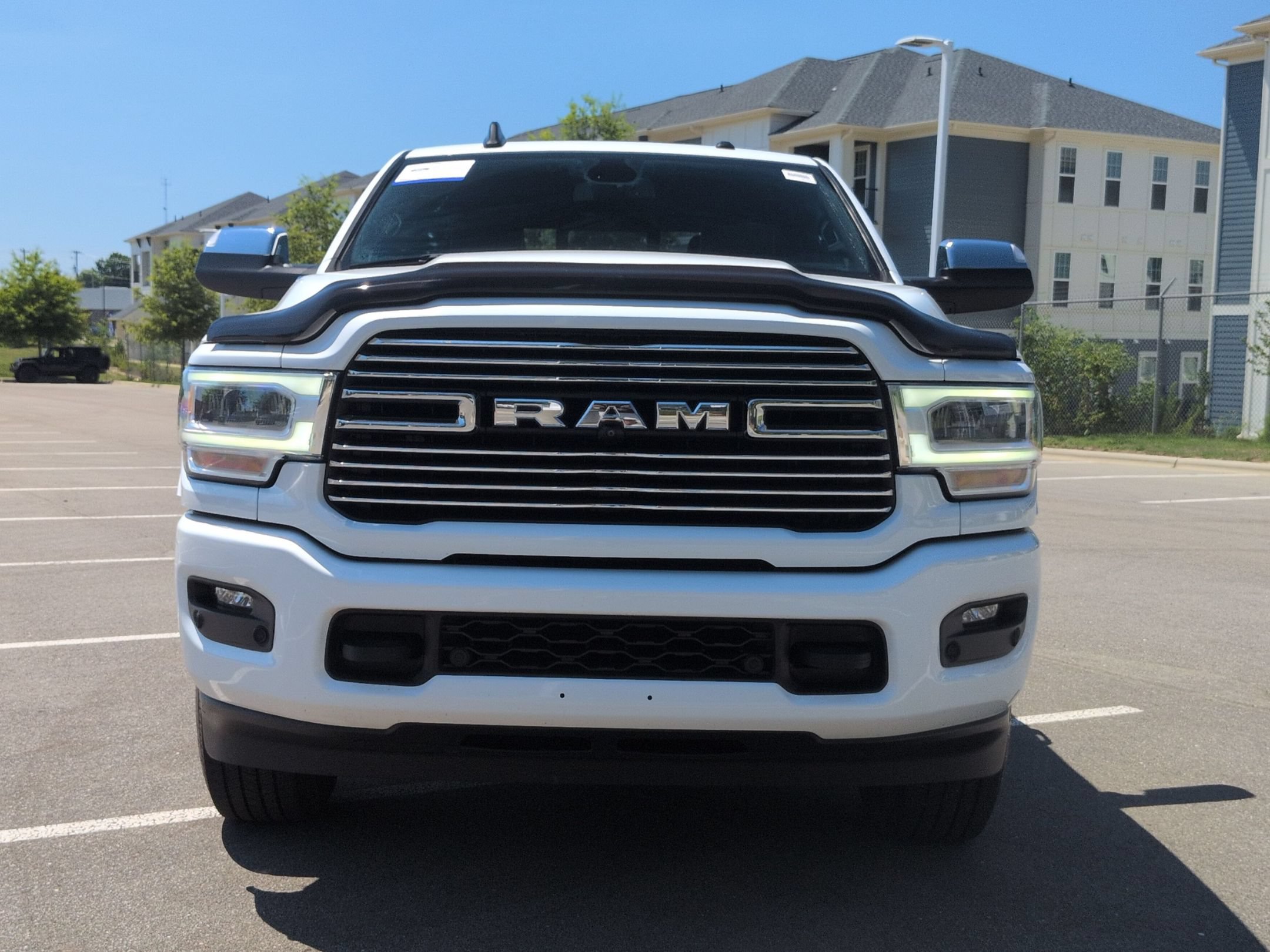 Used 2021 RAM 3500 Laramie AWD/4WD image 9