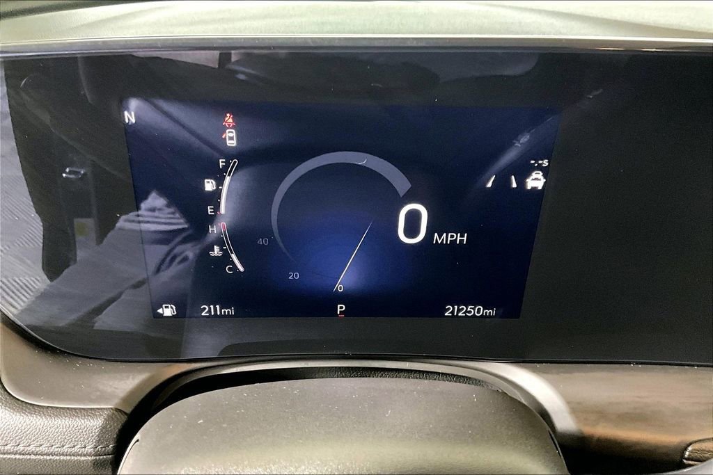 Used 2024 Buick Encore GX Preferred w/ Comfort Package image 16