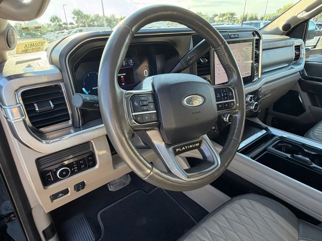 Certified 2025 Ford F450 Platinum w/ Platinum Plus Package AWD/4WD image 17